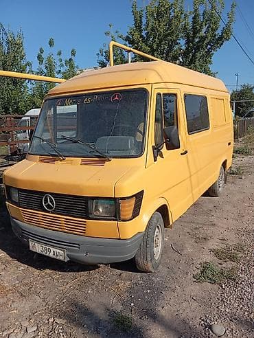 лотка скутер: Mercedes-Benz Спринтер: 1991 г., 2.3 л, Механика, Дизель, Фургон — 3