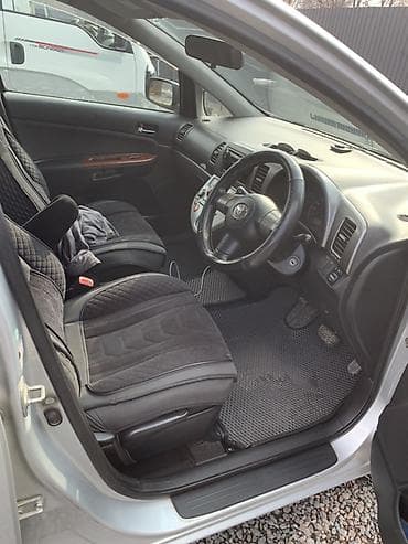 Toyota WISH: 2003 г., 1.8 л, Автомат, Бензин, Минивэн — 5