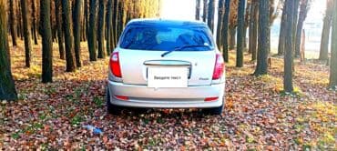 кузов на тико: Toyota Funcargo: 2000 г., 1 л, Автомат, Бензин — 5