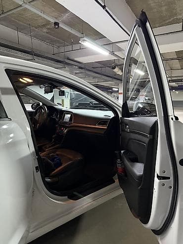 Продажа авто: Hyundai Avante: 2018 г., 1.6 л, Автомат, Бензин, Седан — 10