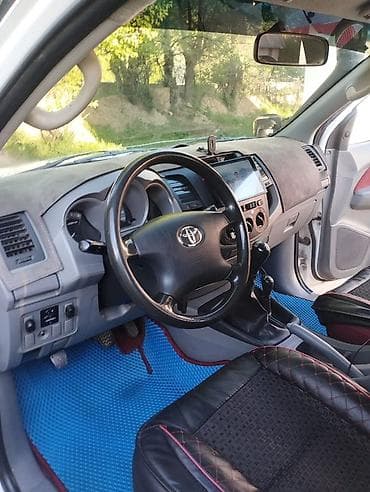 тойота хайлукс: Toyota Hilux: 2010 г., Механика, Дизель, Пикап — 3