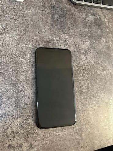 щелочные аккумуляторы: IPhone Xr, Б/у, 128 ГБ, Черный, 80 % — 3