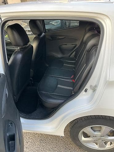 wuling mini ev: Chevrolet Spark: 2020 г., 1 л, Автомат, Бензин, Хэтчбэк — 8