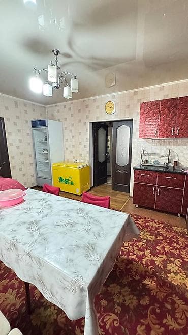 Дома: Продается хороший 2х этажный дом в Ж/М Ак-Өргө. Район очень хороший и — 9