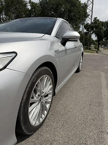 таёта 30: Toyota Camry: 2018 г., 2.5 л, Гибрид, Седан — 10
