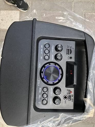 bt_voicerc_m4: Портативная акустическая система Sing-e ZQS821 - Два динамика 8" с — 2