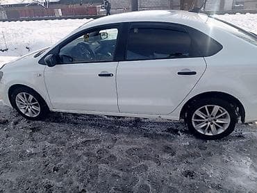 венто капот: Volkswagen Polo: 2019 г., Седан — 4