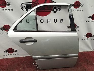 Дверь задняя правая для Mercedes-Benz C-Class W202, двигатель M112