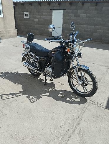 кавасаки 250 куб: Классический мотоцикл Suzuki, 200 куб. см, Бензин, Взрослый, Б/у — 1