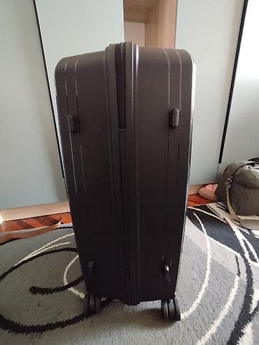 Атайын кийим: Чемодан, Материалы: Желим, Чоң (70 л ашык, 360°га айлануучу дөңгөлөктөр — 2