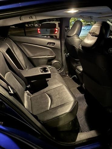 Продажа авто: Toyota Prius: 2016 г., 1.8 л, Автомат, Гибрид, Хэтчбэк — 7