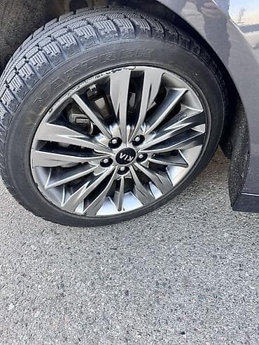 r16 4100: Колеса в сборе 235 / 40 / R 18, Зима, Новый, Комплект, Легковые, Литые, отверстий - 4 — 1