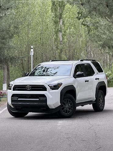Транспорт: Toyota 4Runner: 2025 г., Автомат, Бензин, Внедорожник — 3