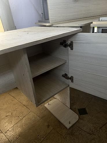Компьютерный стол, Б/у, С полками