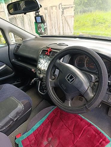255 65 17: Honda Stream: 2000 г., 2 л, Автомат, Бензин, Минивэн — 5