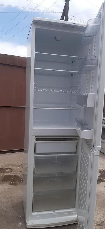 куплю морозильные камеры: Холодильник Atlant, Б/у, Двухкамерный, De frost (капельный), 60 * 2000 * 46 — 3
