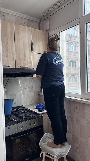 мойка окон: Уборка помещений, | Генеральная уборка, Уборка после ремонта, Уборка раз в неделю, | Офисы, Квартиры, Дома — 5