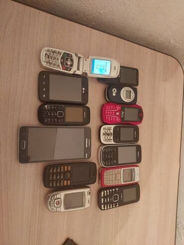 hk9 ultra 2: Коллекция мобильных телефонов – набор из разных моделей и брендов — 1