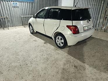 Продажа авто: Toyota Ist: 2002 г., 1.5 л, Автомат, Бензин, Хэтчбэк — 7