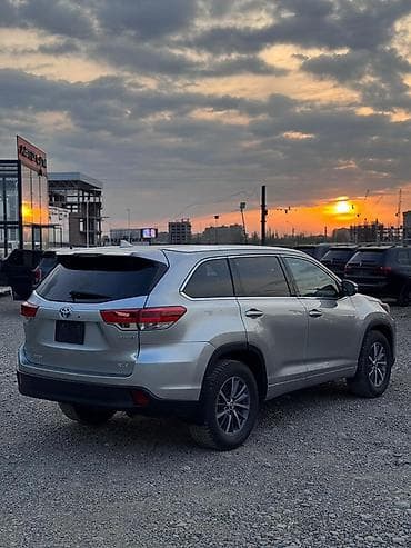 highlander 2011: Toyota Highlander: 2017 г., 3.5 л, Автомат, Гибрид, Кроссовер — 3