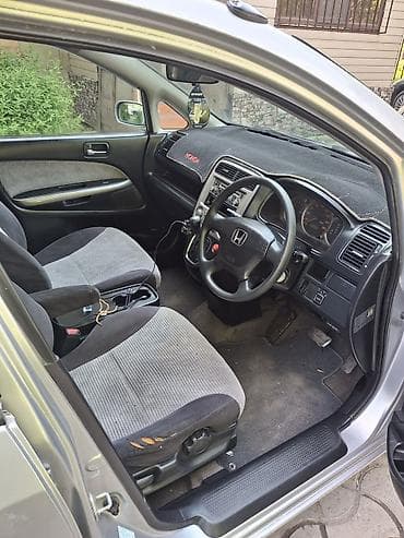 Honda Stream: 2003 г., 1.7 л, Автомат, Бензин, Универсал — 7