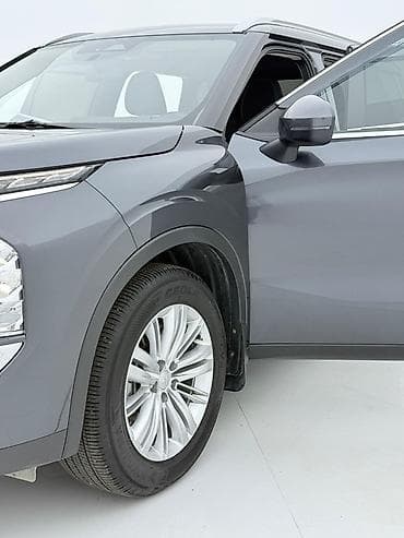 Продажа авто: Mitsubishi Outlander: 2024 г., 2.5 л, Автомат, Бензин, Кроссовер — 9