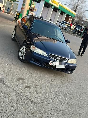 исузу аксиом: Honda Accord: 2002 г., 1.8 л, Автомат, Бензин, Седан — 4