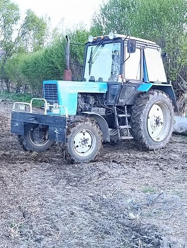 kia seed: Модель: 82.1 экспортный, Б/у, 2009 г., Трактор с другими агрегатами — 3