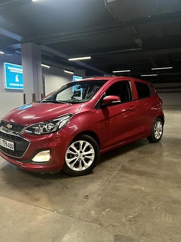 Chevrolet Spark: 2019 г., 1 л, Вариатор, Бензин, Хэтчбэк at lalafo.kg Chevrolet Spark: 2019 г., 1 л, Вариатор, Бензин, Хэтчбэк