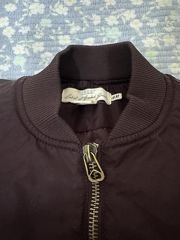 кожанные штаны: Очень качественный бомбер куртка H&M бордового цвета. Подходит на — 8