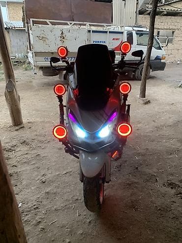 Скутеры: Yamaha, 150 куб. см, Бензин, Б/у — 5