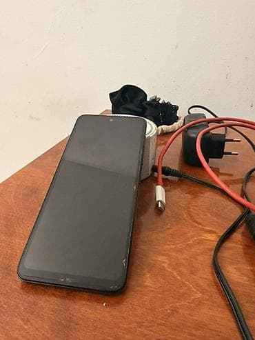 galaxy note 3: Redmi, Redmi 12, Б/у, 128 ГБ, цвет - Черный, 2 SIM — 4