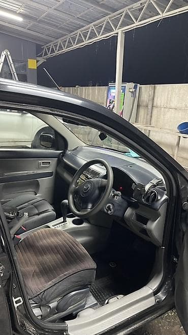 mini cuper: Mazda Demio: 2005 г., 1.3 л, Автомат, Бензин, Хэтчбэк — 5