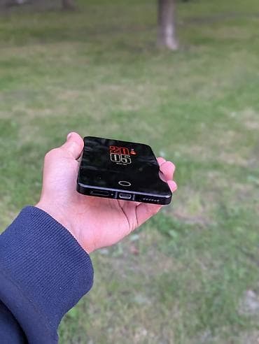 поко фз: Poco F7, Б/у, 256 ГБ, цвет - Черный — 4