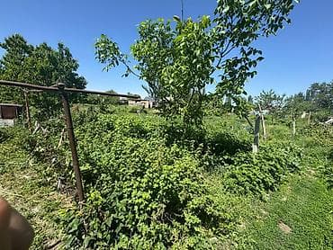 котедж ик: Продаю участок 13соток с домом! Адрес: Бек-Тоо(савхоз Ала-Тоо) ул — 10