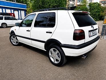 Volkswagen: Volkswagen Golf: 1993 г., 1.6 л, Механика, Бензин, Хэтчбэк — 4