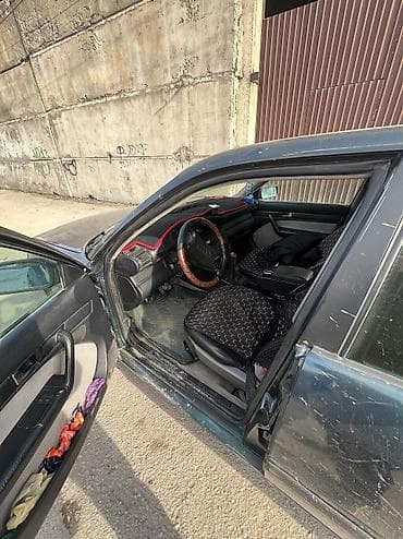 65 style: Audi A6: 1992 г., 2.6 л, Механика, Бензин, Седан — 7