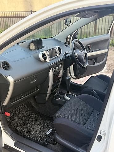 corolla 2004: Toyota Ist: 2004 г., 2 л, Автомат, Бензин, Седан — 5