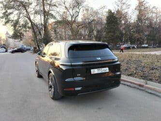 lixiang l7 цена в бишкеке: Lixiang L7: 2024 г., 1.5 л, Робот, Гибрид, Кроссовер — 2