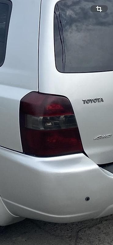 Системы освещения: Задние фонари (левый и правый) для Toyota highlander 2004 — 2