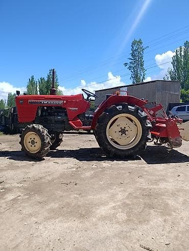 Колесный трактор Yanmar YM2220D с почвофрезой - Полный привод (4WD) - — 2
