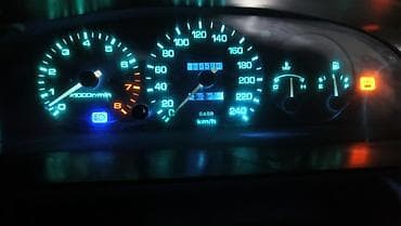 реставрация авто: Mazda 626: 1995 г., 1.9 л, Механика, Бензин, Хэтчбэк — 8