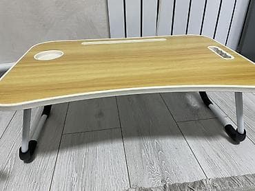 стол для ноутбука: Складной стол для ноутбука, Новый, цвет - Зеленый — 1