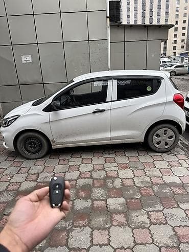 чехлы на ключ: Chevrolet Spark: 2020 г., 1 л, Автомат, Бензин, Хэтчбэк — 3