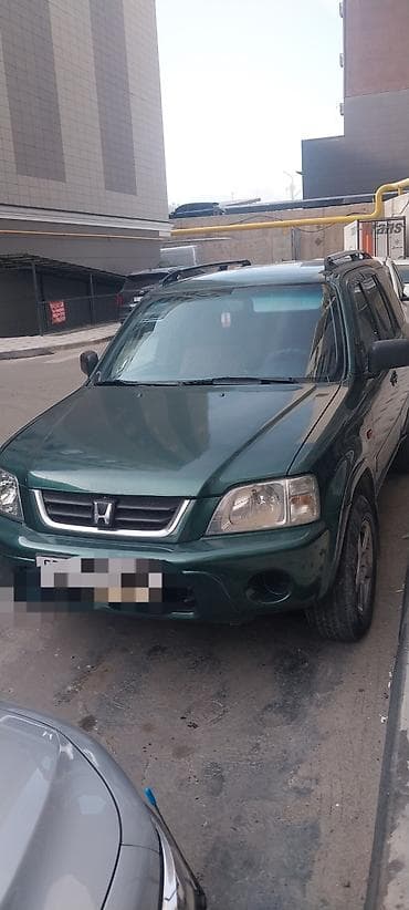 Транспорт: Honda CR‑V I поколения (рестайлинг), тёмно‑зелёный кроссовер. Кузов и — 3