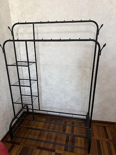 Органайзеры для одежды: Кронштейн прочный сварочный на колесах Цена: 2500 Есть 2 фото по — 5