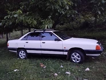 часы диски: Audi 100: 1988 г., 1.8 л, Механика, Бензин, Седан — 3