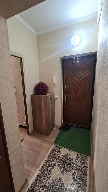 Недвижимость: 4 комнаты, 82 м², 105 серия, 2 этаж, Старый ремонт — 2
