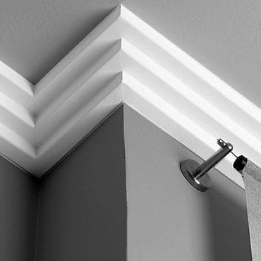 установка плинтуса цена: Профессиональный монтаж плинтусов - Установка потолочных и напольных — 5