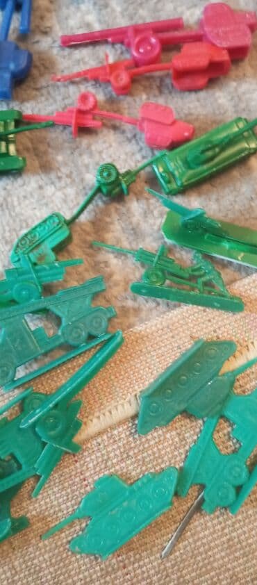 игрушечные дрели: Сделанные в СССР раритет Набор пластиковых солдатиков и военной — 7